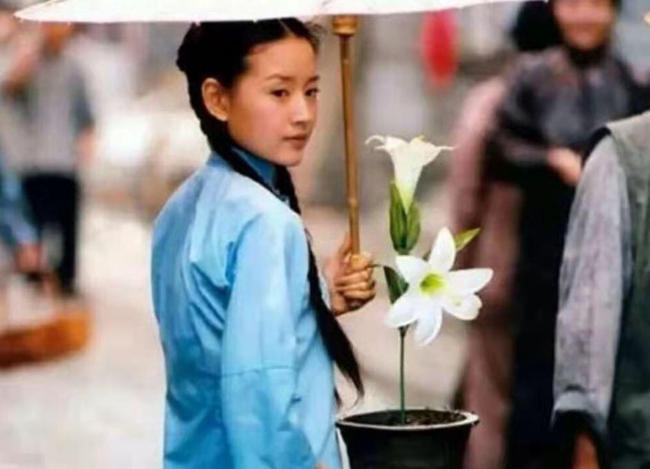 曝那英老公出軌關(guān)于那英老公孟桐是否出軌的消息，存在一些傳聞和報道，但具體情況并不清楚，也沒有確鑿的證據(jù)。我們應(yīng)該尊重每個人的個人隱私和權(quán)利，避免傳播未經(jīng)證實的信息。