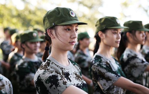 感染艾滋以為軍訓(xùn)累感染艾滋并非軍訓(xùn)之累，深度解析與應(yīng)對(duì)建議