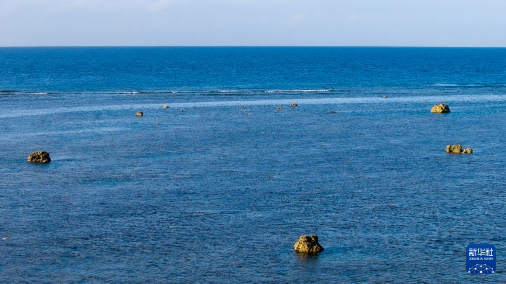 鏡頭下的黃巖島海域有多美探索黃巖島海域之美，鏡頭下的瑰麗畫卷