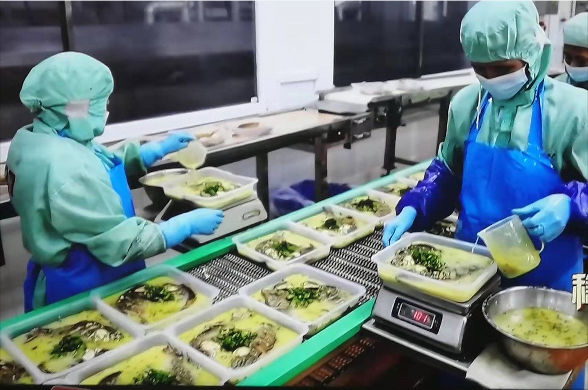是否應(yīng)強制飯館注明使用預(yù)制菜的原因是否需要強制飯館注明使用預(yù)制菜的原因是一個復(fù)雜的問題，涉及到多個方面的考量。