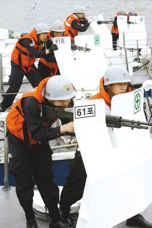 韓海警將救生衣讓給中國老人后遇難韓海警將救生衣讓給中國老人后遇難，英勇之舉彰顯跨國情誼