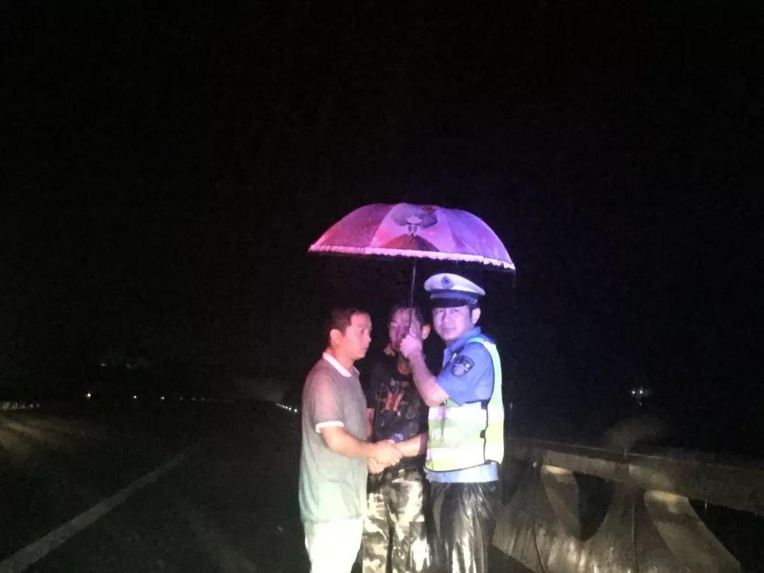 強(qiáng)降雨還要持續(xù)多久強(qiáng)降雨還要持續(xù)多久？解析天氣現(xiàn)象背后的原因