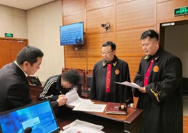 體罰怎么判刑關(guān)于體罰行為的法律判定與刑罰執(zhí)行