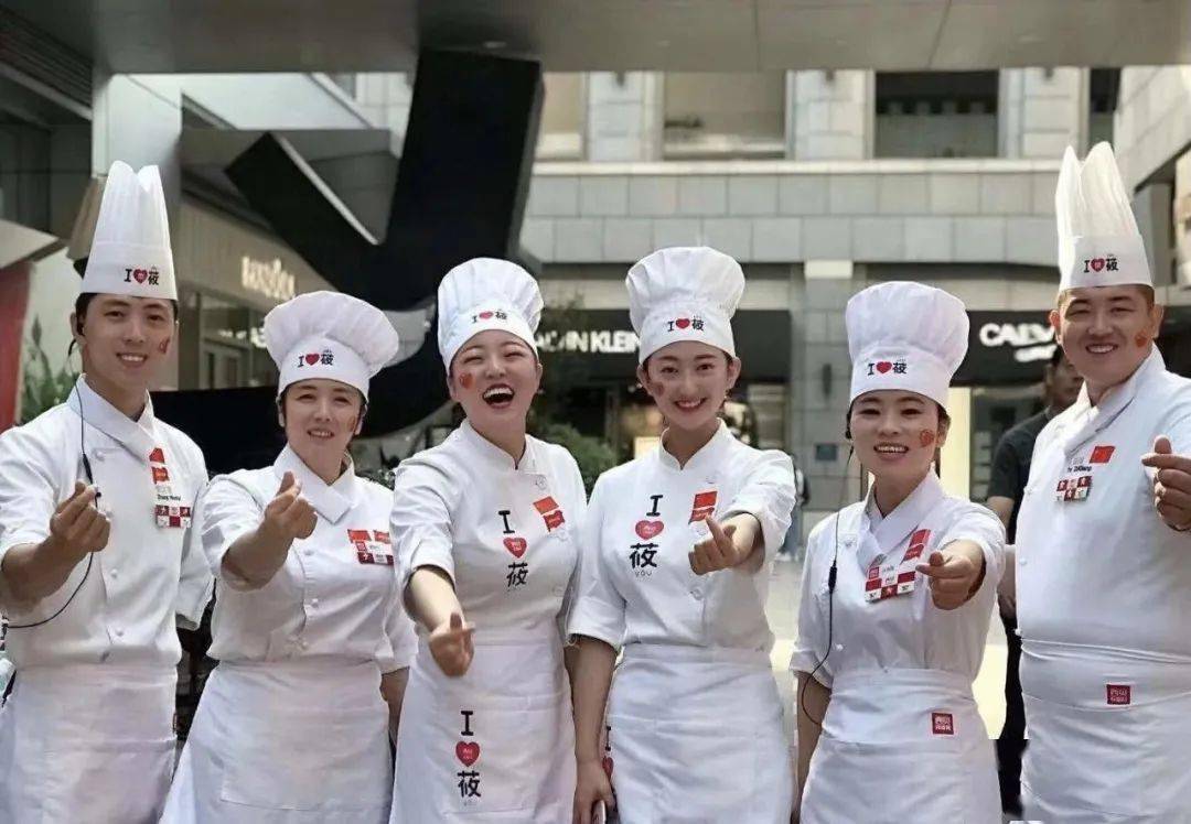 西貝莜面和賈國龍什么關系西貝莜面與賈國龍，一道美食背后的故事