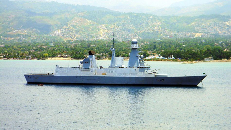 福建艦赴南海 日本罕見前出拍攝揭秘福建艦?zāi)虾Ｖ斜澈蟮墓适?，日本罕見前出拍攝背后的真相揭秘