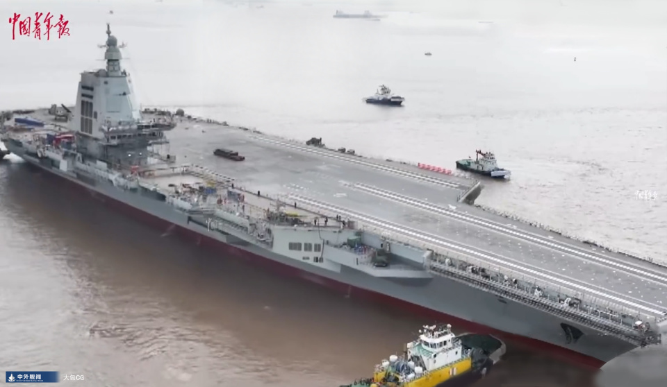 福建艦此次海試任務(wù)與前8次有何不同福建艦此次海試任務(wù)與前八次相比，存在一些不同之處。具體來說