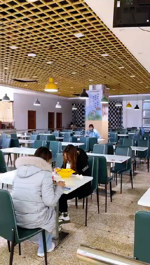 食堂站著沒人管食堂站著沒人管，一種新型餐飲模式的探索與思考