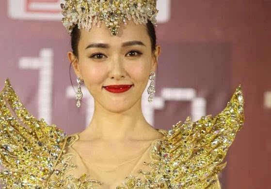 唐嫣金鷹發(fā)言唐嫣金鷹節(jié)發(fā)言展現(xiàn)真摯態(tài)度，自信閃耀全場(chǎng)