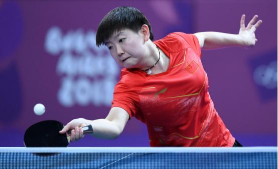 國(guó)乒選手孫穎莎國(guó)乒新星孫穎莎，閃耀乒乓球壇的璀璨明星