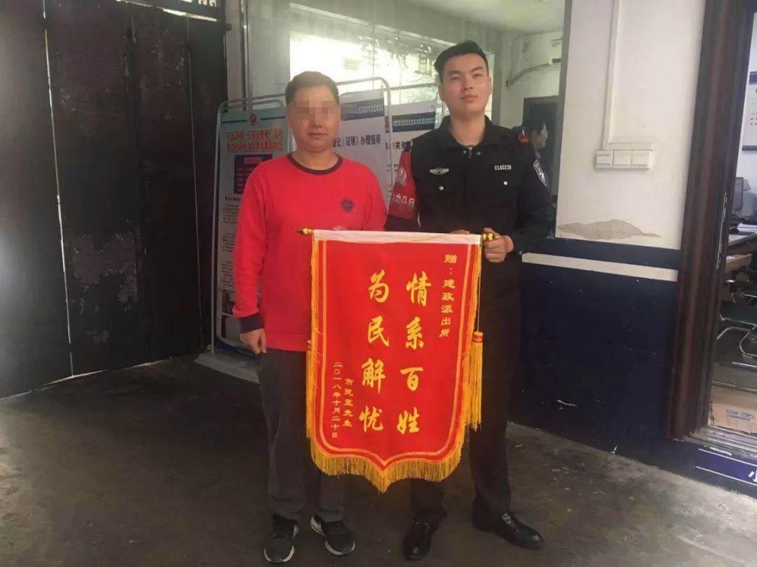 坐高鐵20分鐘弄丟13.8萬(wàn)手鐲坐高鐵20分鐘弄丟價(jià)值高昂的手鐲，如何避免類(lèi)似事件再次發(fā)生？