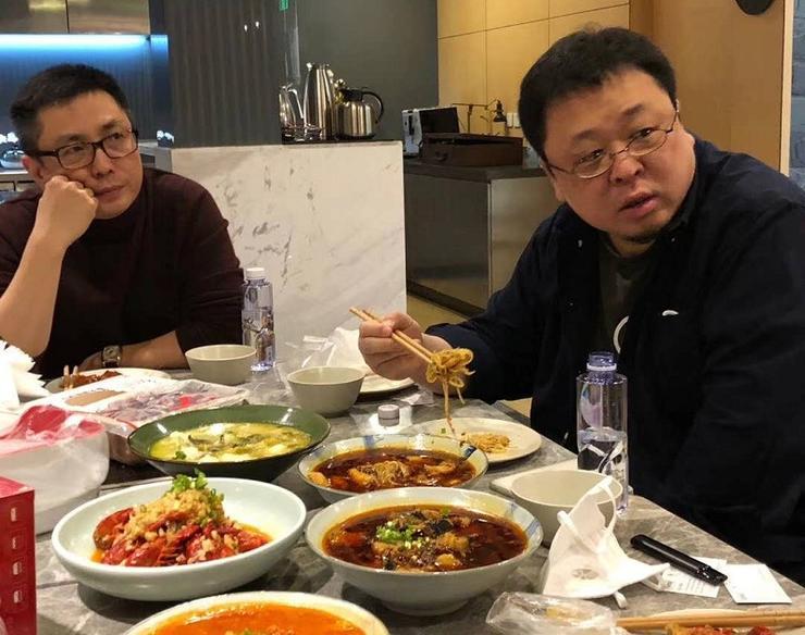 叫板羅永浩 餐飲人李劍懸賞20萬(wàn)挑戰(zhàn)巨頭羅永浩，餐飲界翹楚李劍豪擲20萬(wàn)懸賞背后的故事