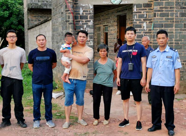 2歲女童失蹤超10天非常遺憾聽到這個(gè)消息。關(guān)于一名兩歲女童失蹤超過(guò)十天的情況，這是一件非常嚴(yán)重的事情，需要立即采取行動(dòng)。