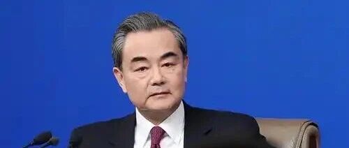 王毅表態(tài):中方不參與不策劃戰(zhàn)爭王毅堅定表態(tài)，中方絕不參與、策劃戰(zhàn)爭，捍衛(wèi)和平穩(wěn)定大局