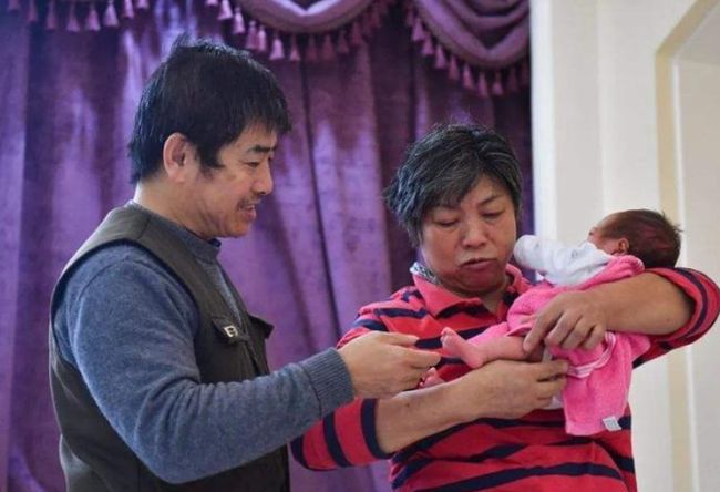 男子婚內(nèi)為要男孩 和他人做試管男子婚內(nèi)為要男孩與第三方合作做試管嬰兒，倫理、法律與情感的交織