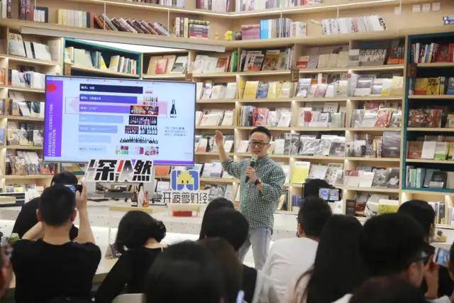 在書店火了的農(nóng)民工劉詩(shī)利咋樣了書店里的逆襲之星，劉詩(shī)利現(xiàn)狀揭秘