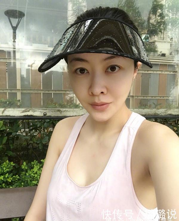 38歲方媛曬三胎孕晚期vlog38歲方媛曬三胎孕晚期vlog，孕期生活與時尚態(tài)度