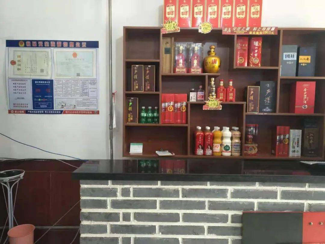 多家餐飲店直播后廚多家餐飲店直播后廚，透明廚房背后的新餐飲革命