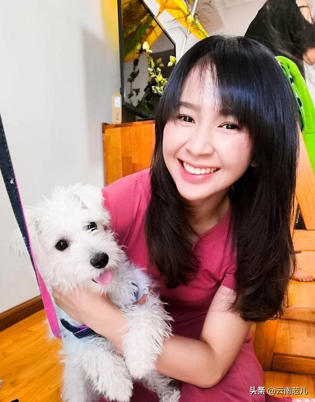 多名男留學(xué)生混住在女生宿舍樓上關(guān)于多名男留學(xué)生混住在女生宿舍樓上的現(xiàn)象探討