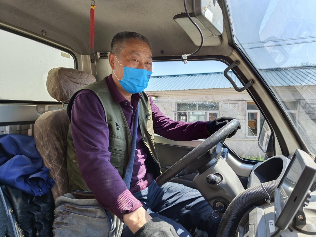 一貨車司機一貨車司機是一個職業(yè)，負責駕駛貨車運輸貨物。以下是關(guān)于貨車司機的一些基本信息