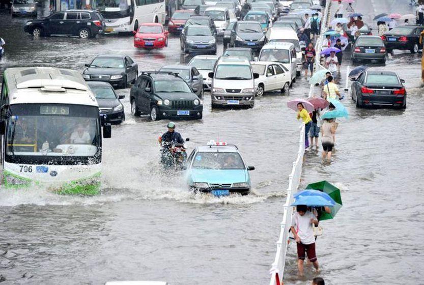 雨雨雨！10余省區(qū)市局地有大到暴雨雨雨雨！10余省區(qū)市局地有大到暴雨，如何應(yīng)對(duì)暴雨天氣？