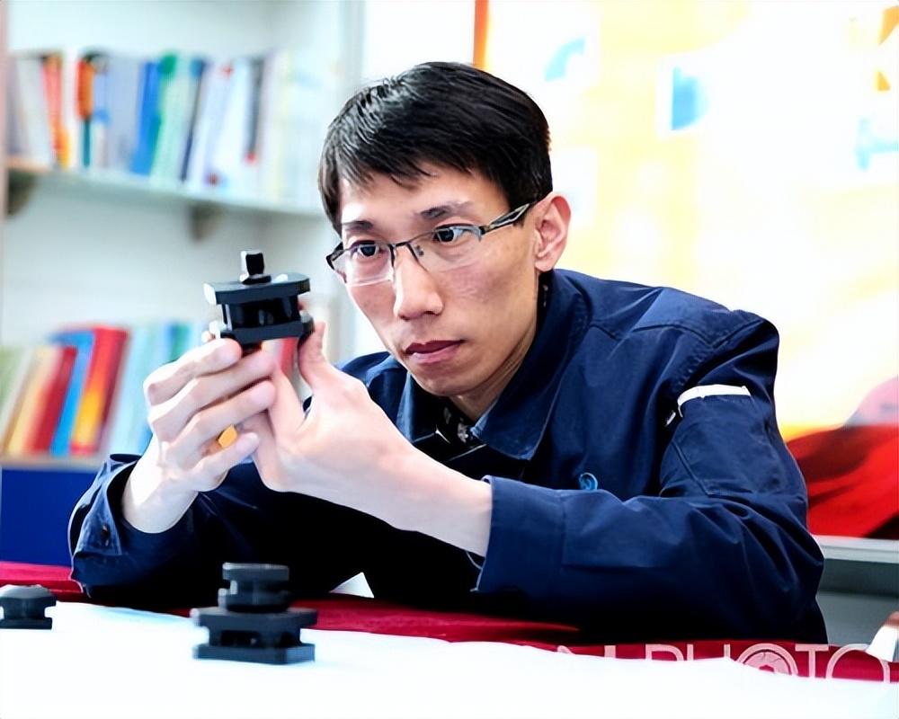 新突破!中國科學(xué)家破解世紀(jì)難題新突破！中國科學(xué)家破解世紀(jì)難題
