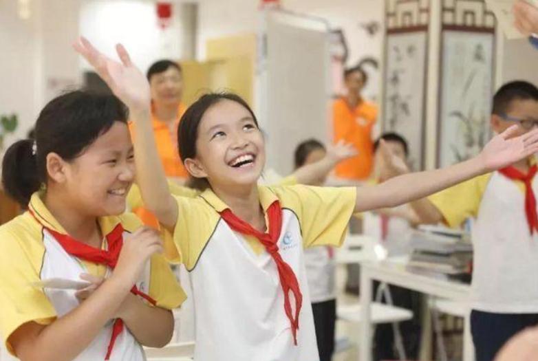 9部門發(fā)文:探索中小學春秋假九部門聯(lián)合發(fā)文，中小學春秋假改革探索之路