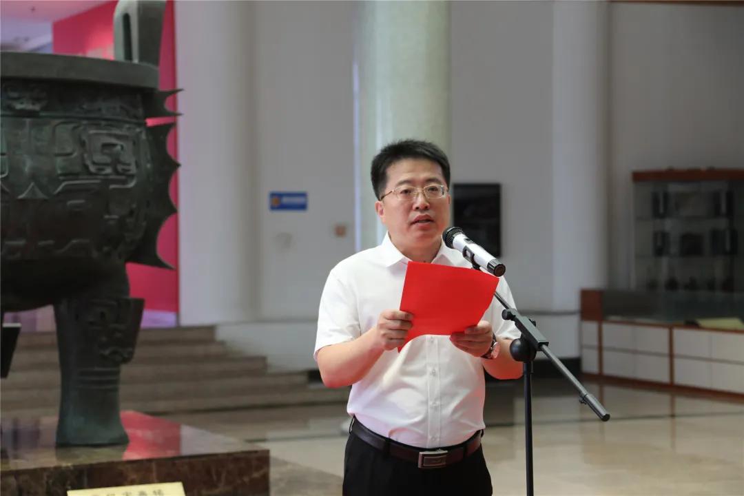 李傳江簡歷李傳江簡歷，一位才華橫溢的人才