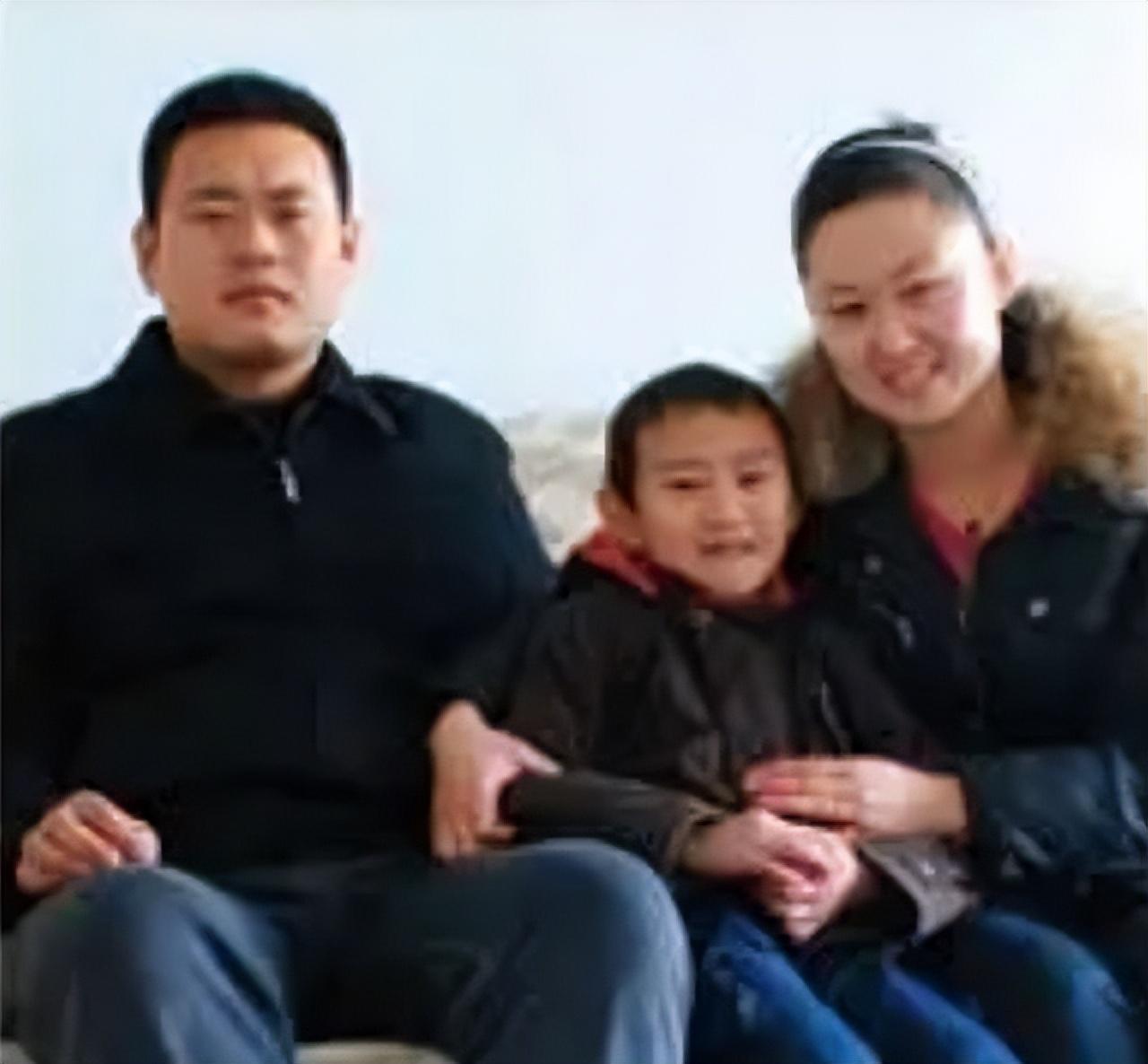 李傳良妻子李傳良妻子，神秘面紗背后的故事