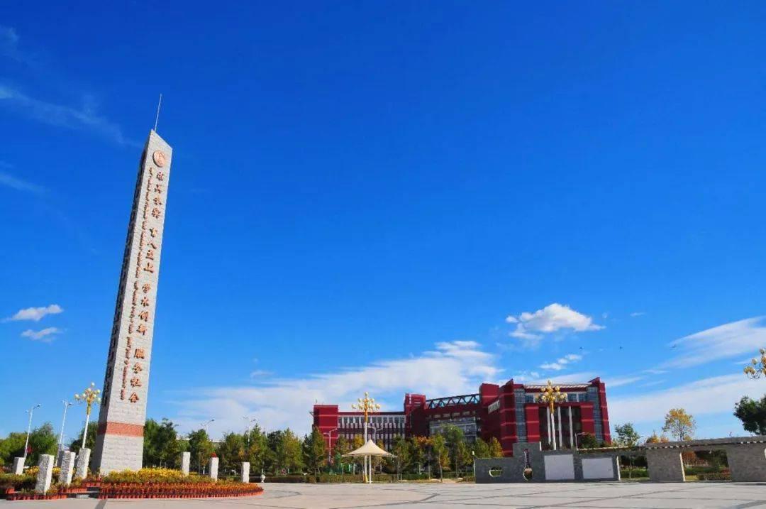 “80后”副校長被查 北大表態(tài)80后副校長被查，北大迅速表態(tài)的背后故事