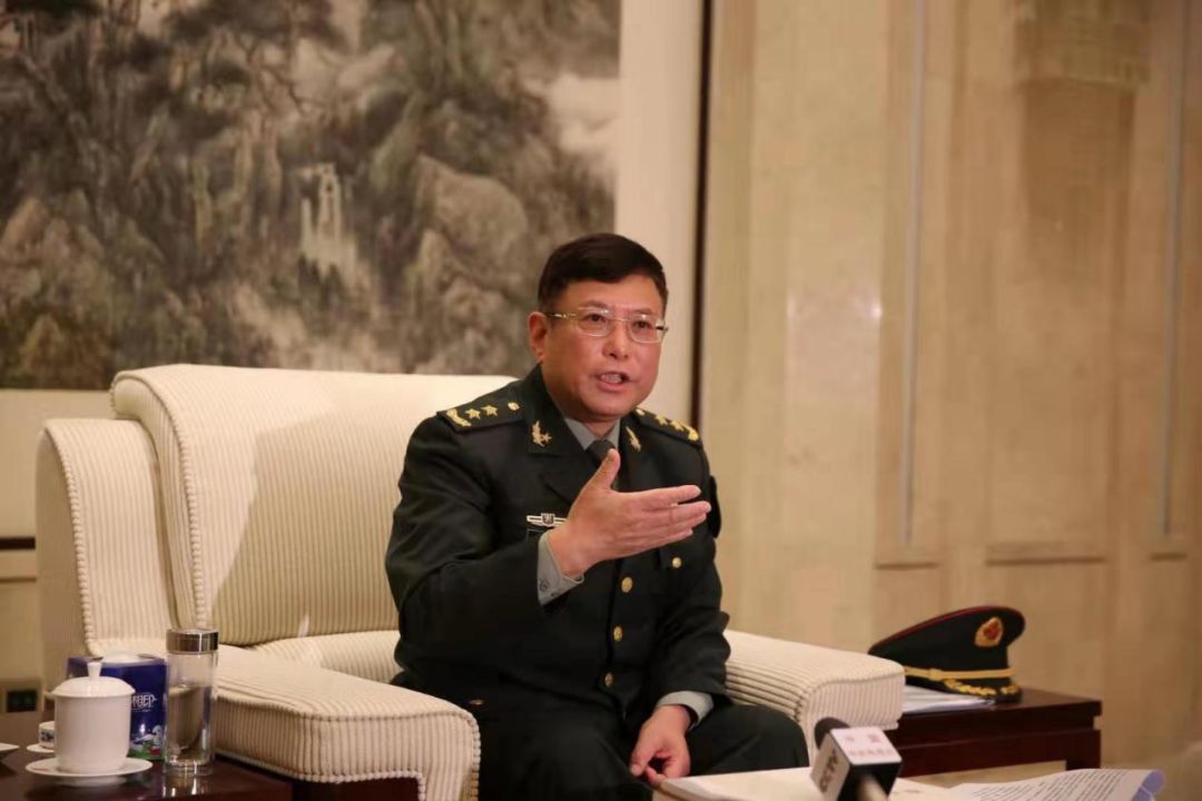 何雷：大陸不希望有攻臺(tái)武器裝備何雷，大陸不希望有攻臺(tái)武器裝備——兩岸和平穩(wěn)定的呼聲
