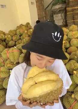 機(jī)場(chǎng)吃榴蓮機(jī)場(chǎng)榴蓮之旅，一次意外的美食邂逅