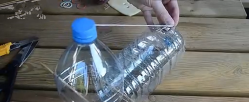 自制捕捉蟑螂飲料瓶制作捕捉蟑螂的飲料瓶是一個環(huán)保且實用的方法。以下是詳細的步驟
