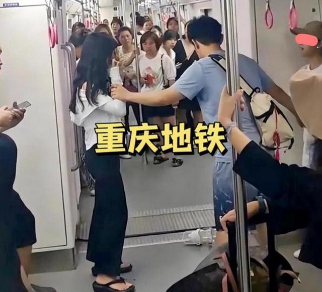 女子酒后砍傷閨蜜頭部欲給2萬和解這個事件涉及到暴力行為和個人傷害，是非常嚴(yán)重的法律問題。在任何情況下，暴力行為都是不可接受的，特別是在酒后或任何其他情況下。如果有人因為飲酒或其他原因傷害了他人，必須承擔(dān)相應(yīng)的法律責(zé)任。