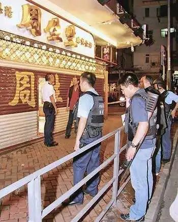香港發(fā)生黃金劫案是真的嗎香港確實發(fā)生過黃金劫案。
