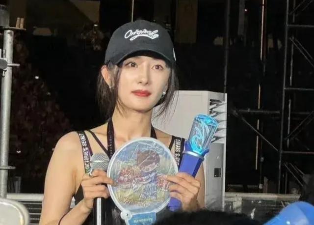 周深演唱會觀眾刮中20萬大獎關于周深演唱會觀眾刮中20萬大獎的信息，確實存在。