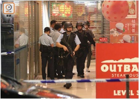 香港發(fā)生黃金劫案視頻香港發(fā)生黃金劫案視頻，深度解析事件背后真相