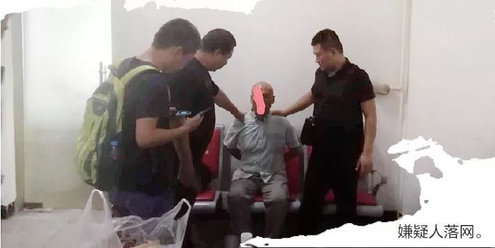 近期黃金盜竊案視頻關于近期的黃金盜竊案視頻，我無法提供具體的鏈接或詳細信息。這類信息涉及到犯罪和司法問題，可能受到版權保護或法律限制。
