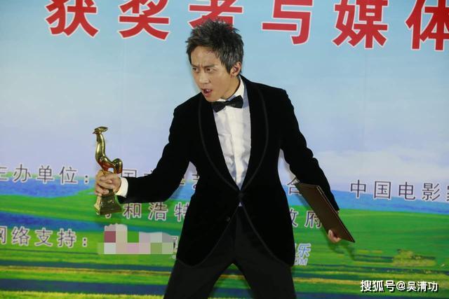 鄧超是哪一個(gè)電影節(jié)的主持人鄧超與電影節(jié)主持人的身份