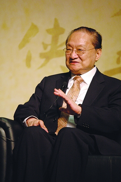 “金庸訴江南”案達(dá)成和解是的，金庸訴江南案已經(jīng)達(dá)成和解。