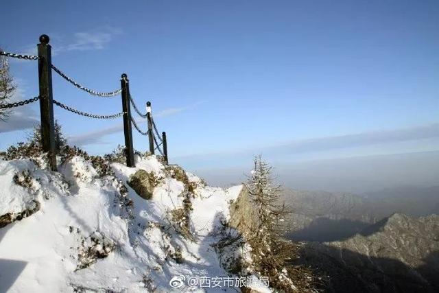 陜西太白山迎今秋初雪？假的揭秘真相！陜西太白山并非迎來(lái)今秋初雪，真相究竟如何？