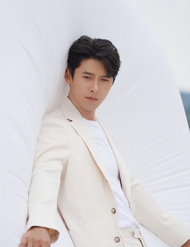 孫藝珍太有魅力了孫藝珍的魅力無法抗拒，一位演員的多面風(fēng)采
