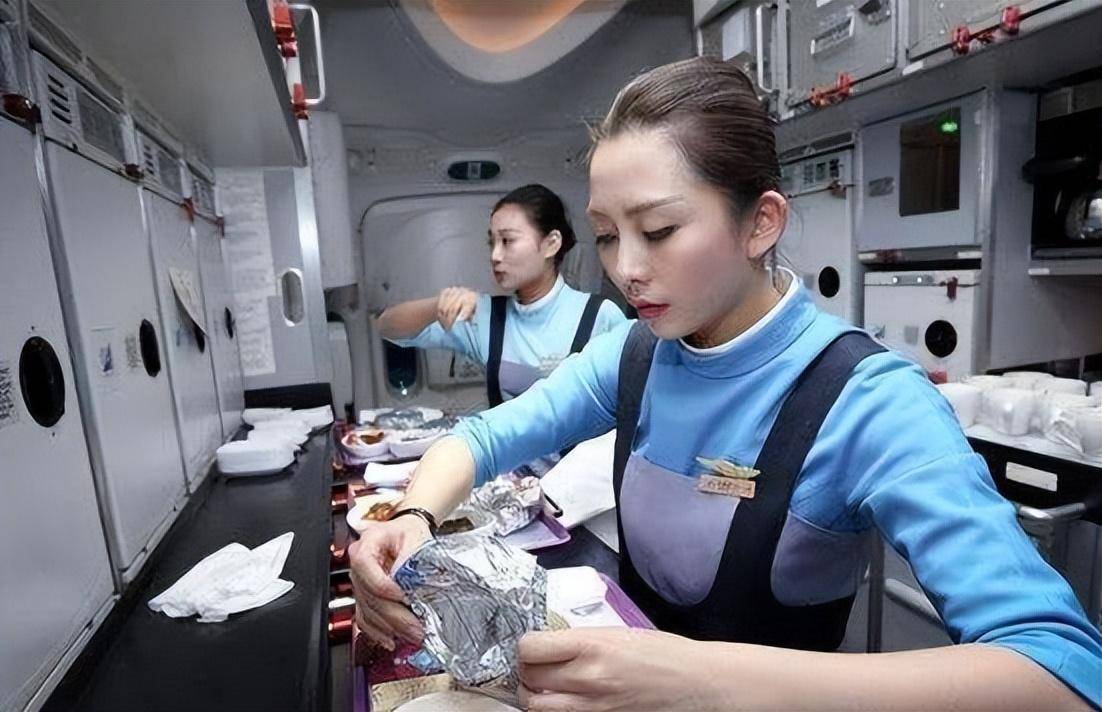 空姐飛行前說的術語空姐飛行前常用的術語及其背后的意義
