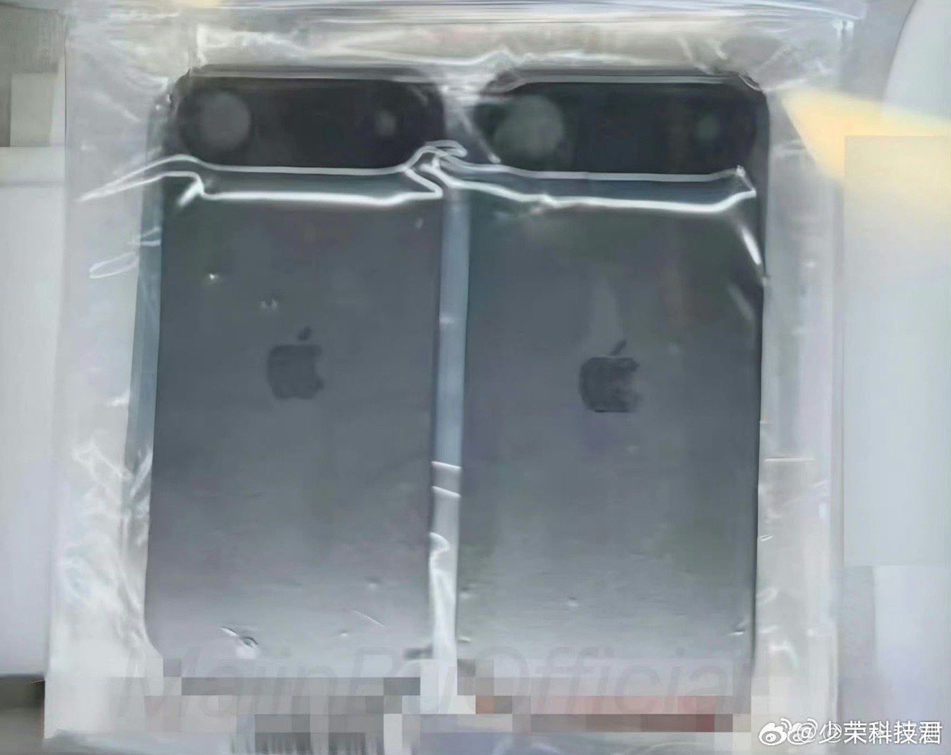 第一批iPhone17貼膜受害者出現(xiàn)了第一批iPhone 17貼膜受害者出現(xiàn)了