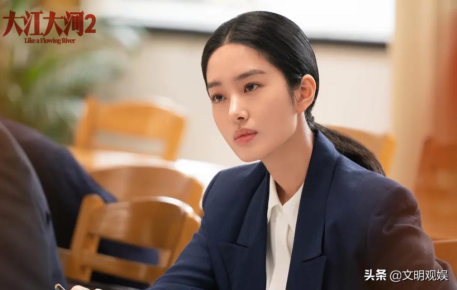 楊采鈺官宣當媽楊采鈺在個人社交媒體上宣布自己已經成為一位母親。她分享了自己和孩子的照片，表達了自己作為一位新晉媽媽的喜悅和感慨。作為公眾人物，她的這一決定得到了許多粉絲和網友的祝福和支持。