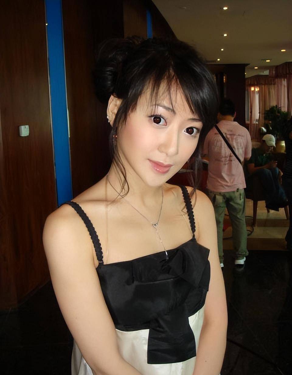 陳紫函曾停工3年12次試管失敗陳紫函是一位著名的中國女演員，關于她曾停工三年并經歷12次試管失敗的傳聞，我可以告訴您，這確實是一個令人關注的話題。