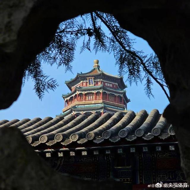 林孝埈曬北海公園打卡照林孝埈的北海公園之旅，打卡美景，感受古都魅力