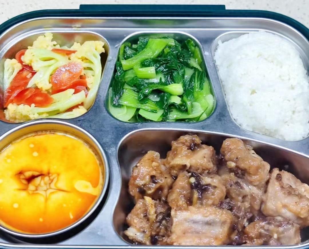 小碗蒸蛋可能是預(yù)制小碗蒸蛋可能是預(yù)制？探究現(xiàn)代食品生產(chǎn)方式的新趨勢(shì)