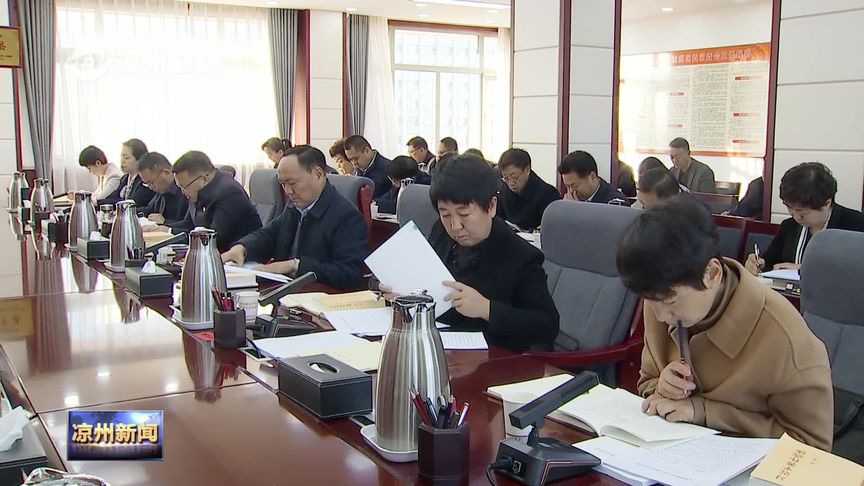 鎮(zhèn)長組織聚餐酒后打人被撤職降級鎮(zhèn)長組織聚餐酒后失控打人，遭撤職降級警示社會