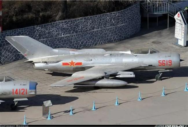 殲-6無(wú)人機(jī)首次亮相意味著什么殲-6無(wú)人機(jī)的首次亮相，開(kāi)啟新時(shí)代的航空技術(shù)與戰(zhàn)略意義