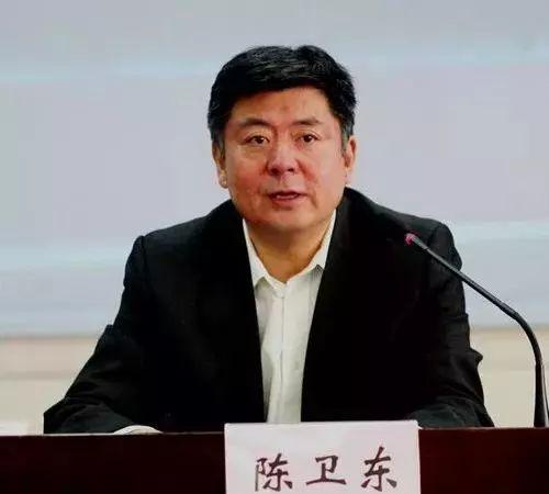 撤銷刑事案件申請(qǐng)撤銷刑事案件申請(qǐng)是指在刑事案件偵查、審查起訴或?qū)徟羞^程中，由于某種原因，相關(guān)當(dāng)事人或法定代理人決定停止對(duì)案件進(jìn)行進(jìn)一步處理，并向有關(guān)機(jī)關(guān)提出撤銷案件的要求。